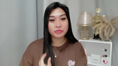 CLAIRE online show from 04/28/26, 07:35