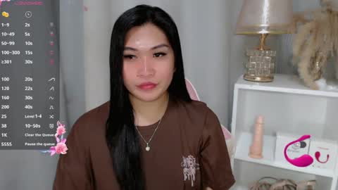 Snapshot of claire_wntr chatting on 07/10/26, 05:56 CLAIRE online show from 07/10/26, 05:56