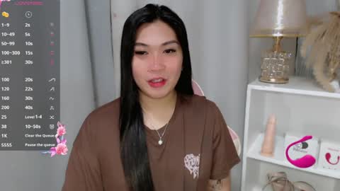 Snapshot of claire_wntr chatting on 07/18/26, 06:28 CLAIRE online show from 07/18/26, 06:28