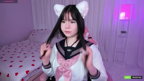 Snapshot of clairefaers chatting on 02/13/25, 09:30 Claire Faers online show from 02/13/25, 09:30