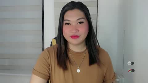 CLAIRE online show from 02/11/25, 08:15