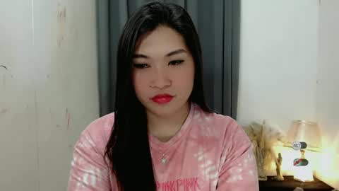 CLAIRE online show from 10/17/25, 04:42