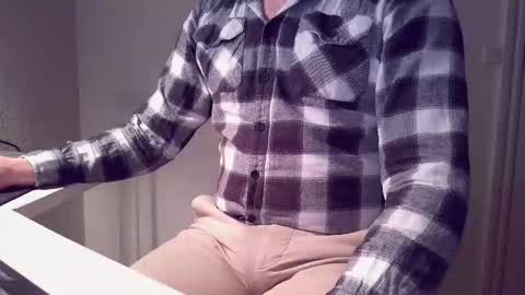 Snapshot of clamshive7 chatting on 02/03/26, 08:58 clamshive7 online show from 02/03/26, 08:58