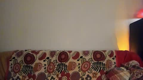 Snapshot of clancyosbourne chatting on 01/05/25, 11:12 Clancy online show from 01/05/25, 11:12