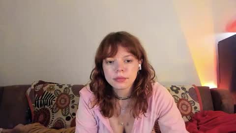 Snapshot of clancyosbourne chatting on 01/23/25, 01:19 Clancy online show from 01/23/25, 01:19