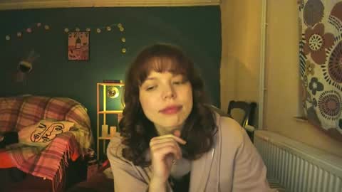 Snapshot of clancyosbourne chatting on 02/25/25, 08:51 Clancy online show from 02/25/25, 08:51