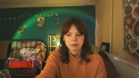 Snapshot of clancyosbourne chatting on 03/02/25, 11:42 Clancy online show from 03/02/25, 11:42