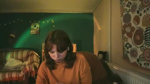 Snapshot of clancyosbourne chatting on 03/04/25, 08:38 Clancy online show from 03/04/25, 08:38