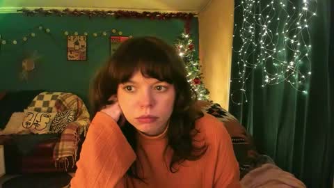 Snapshot of clancyosbourne chatting on 02/06/26, 06:33 Clancy online show from 02/06/26, 06:33