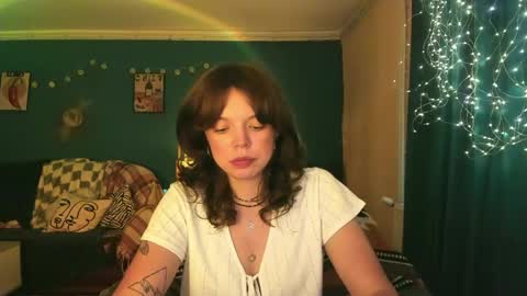 Snapshot of clancyosbourne chatting on 06/03/26, 05:18 Clancy online show from 06/03/26, 05:18