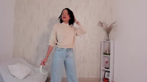 Snapshot of clara_tenssio chatting on 01/09/25, 03:04 Clara online show from 01/09/25, 03:04