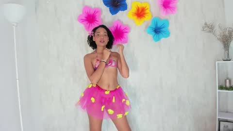 Snapshot of clara_tenssio chatting on 01/20/25, 06:53 Clara online show from 01/20/25, 06:53