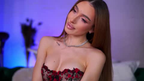 Clara online show from 02/03/26, 07:19