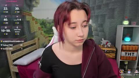 clarabenson online show from 09/26/25, 06:45