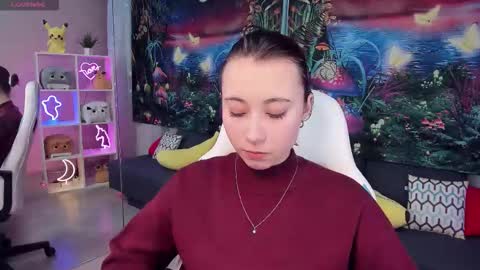 clarabenson online show from 10/10/25, 07:02