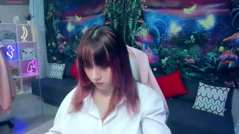 clarabenson online show from 11/23/25, 06:41