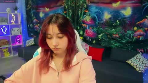 clarabenson online show from 11/24/25, 07:35