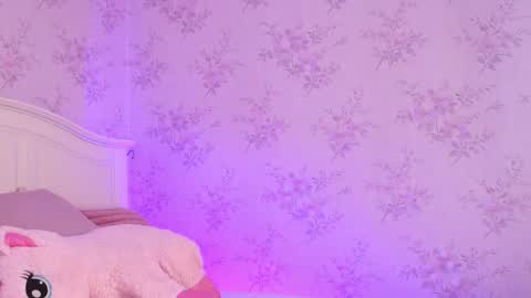 ClaraHazel online show from 10/21/25, 03:51