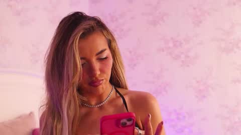 ClaraHazel online show from 01/07/26, 04:59