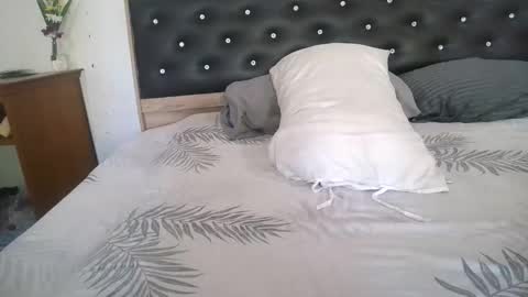 claralafontaine online show from 04/18/26, 02:26