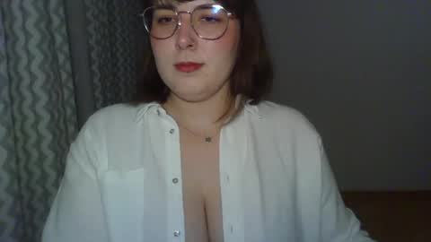 Clara online show from 04/15/26, 07:58