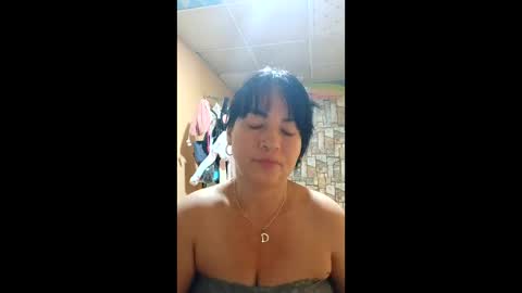 Snapshot of clarastone486141 chatting on 05/21/26, 04:52 clarastone486141 online show from 05/21/26, 04:52