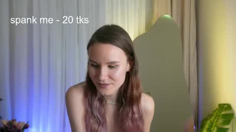 Claire online show from 03/08/25, 03:45