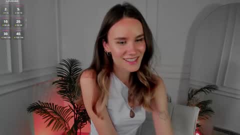 Claire online show from 09/18/25, 01:46