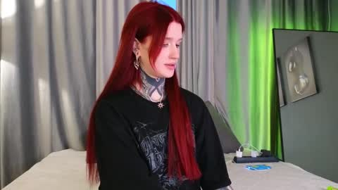 Snapshot of clarewoods chatting on 03/30/26, 02:34 Sophie online show from 03/30/26, 02:34