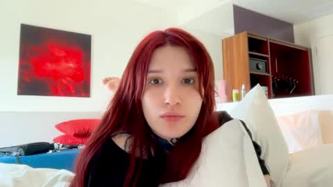 Snapshot of clarewoods chatting on 04/04/26, 04:11 Sophie online show from 04/04/26, 04:11