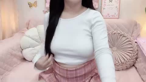 Snapshot of clari_yumi chatting on 06/22/26, 01:18 Clari online show from 06/22/26, 01:18