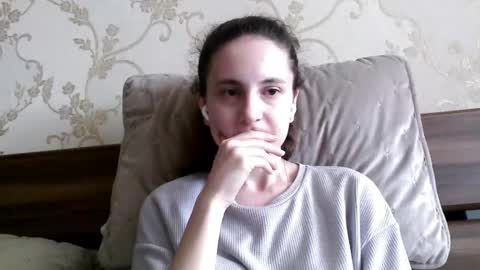 Clara online show from 06/08/26, 12:16