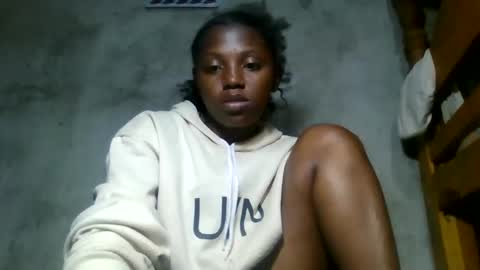 clarisse98 online show from 04/19/26, 09:39