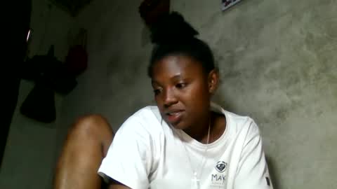 clarisse98 online show from 05/08/26, 08:19