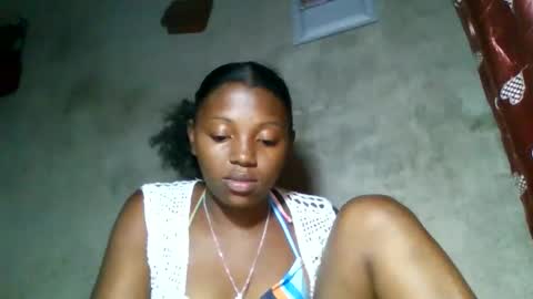clarisse98 online show from 05/13/26, 12:13