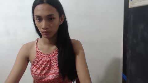 clarita_123 online show from 05/25/26, 12:22