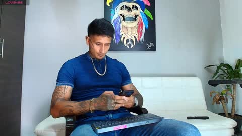 Snapshot of clark__ken chatting on 12/14/24, 08:08 Juanpaindependent model online show from 12/14/24, 08:08