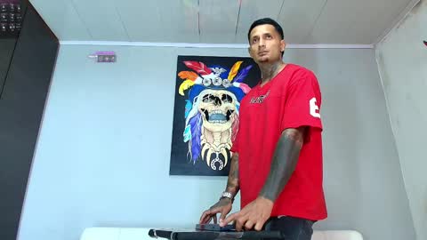 Snapshot of clark__ken chatting on 03/01/25, 04:00 Juanpaindependent model online show from 03/01/25, 04:00