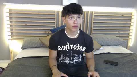 Snapshot of clark_ken1 chatting on 02/23/26, 08:39 clar online show from 02/23/26, 08:39