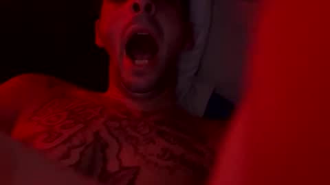 Snapshot of clarkshammer95 chatting on 12/04/25, 11:02 clarkshammer95 online show from 12/04/25, 11:02