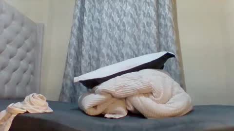 carmen online show from 03/18/26, 07:06