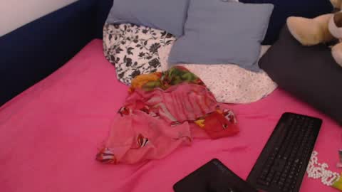 Snapshot of classy_lydya chatting on 12/29/24, 07:00 Lydya online show from 12/29/24, 07:00