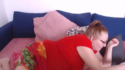 Snapshot of classy_lydya chatting on 02/14/26, 01:52 Lydya online show from 02/14/26, 01:52