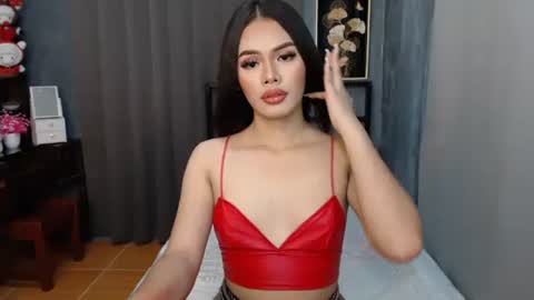 maika online show from 12/16/24, 08:09