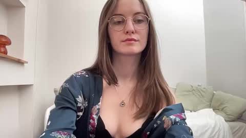 classyandgirly online show from 03/02/26, 08:04