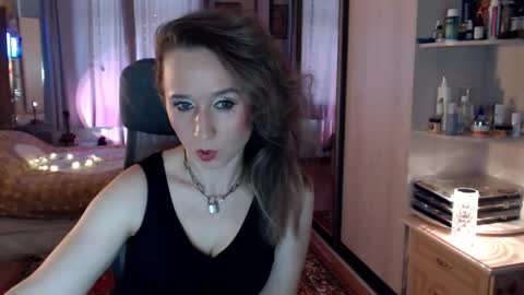 classyinna online show from 11/11/25, 08:36