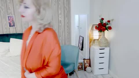 Classy Tinna online show from 03/19/26, 07:45