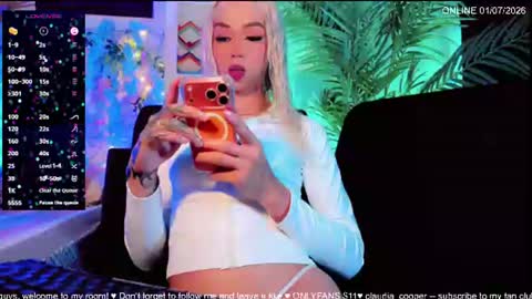 Snapshot of claudia_cooper chatting on 07/01/26, 10:42 online show from 07/01/26, 10:42