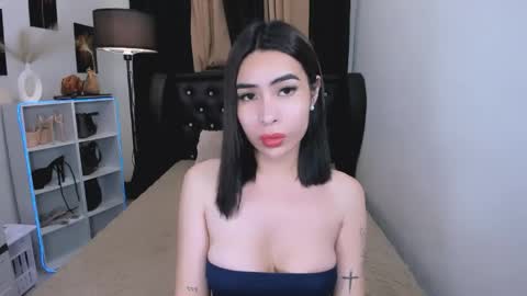 Snapshot of claudia_empress chatting on 04/20/26, 06:42 Naughty Claudia online show from 04/20/26, 06:42