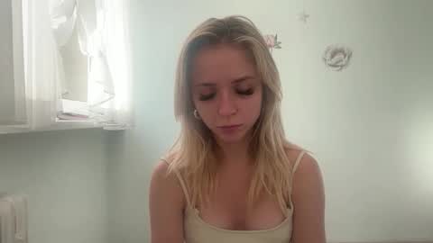 Snapshot of claudiagold chatting on 09/15/25, 05:40 ClaudiaGold online show from 09/15/25, 05:40